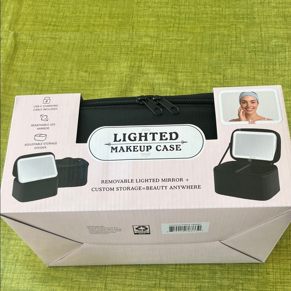 Portable lightening Black Makeup Case with Mirror